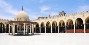 أشهر المساجد والمتاحف في القاهرة 1 مسجد عمرو بن العاص