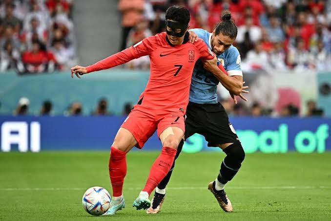 ملخص الجولة الأولى من كأس العالم 2022.. جولة المفاجآت 16 الجولة الأولى من كأس العالم 2022 , كوريا الجنوبية, الأوروجواي