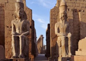 مدينة التاريخ.. إليك أجمل 17 مكانا من الأماكن السياحية في الأقصر 4 معبد الأقصر
