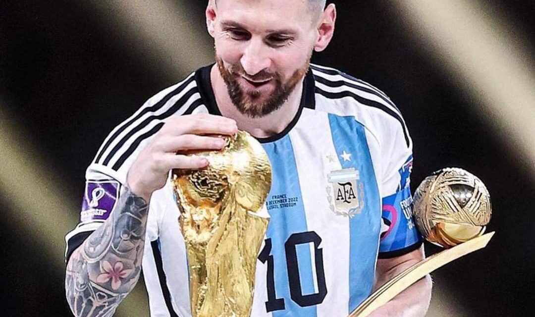 الأرجنتين بطل كأس العالم 2022.. ميسي بالبشت العربي