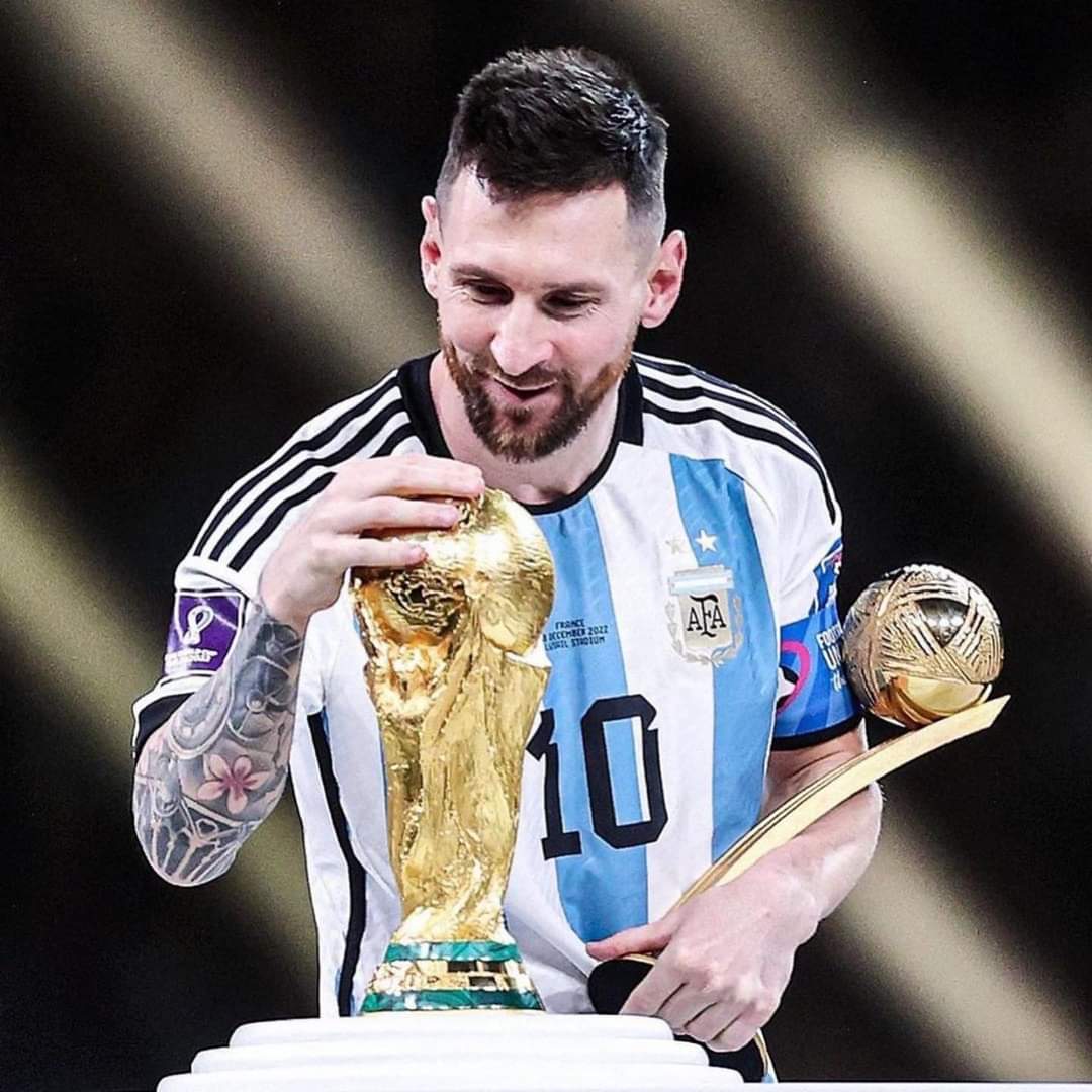 الأرجنتين بطل كأس العالم 2022.. ميسي بالبشت العربي