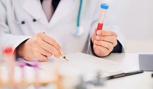 التهاب المفاصل.. وأبرز 10 أطعمة للتقليل منه 4 التهاب المفاصل