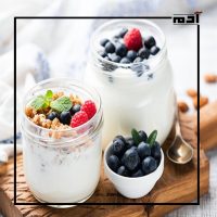 4 وجبات صحية تساعدك في القضاء على الجوع ليلا 3 زبادي مع الفواكه