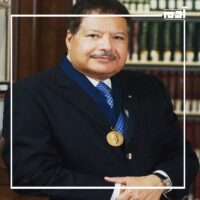 عبقرية مصرية.. الدكتور أحمد زويل وتأثيره في علم الكيمياء 3 تكريمات الدكتور زويل