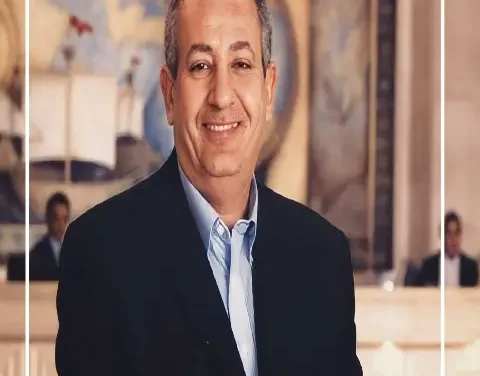 كامل أبو علي.. رحلة من الصفر إلى قمة السياحة