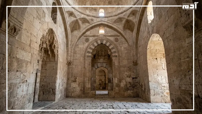 وصف قلعة حلب من الداخل